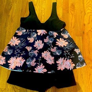 SHEIN Maternity Bathing Suit